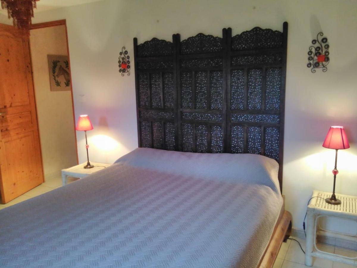 Le Coing Villa La Guiltiere Eksteriør billede